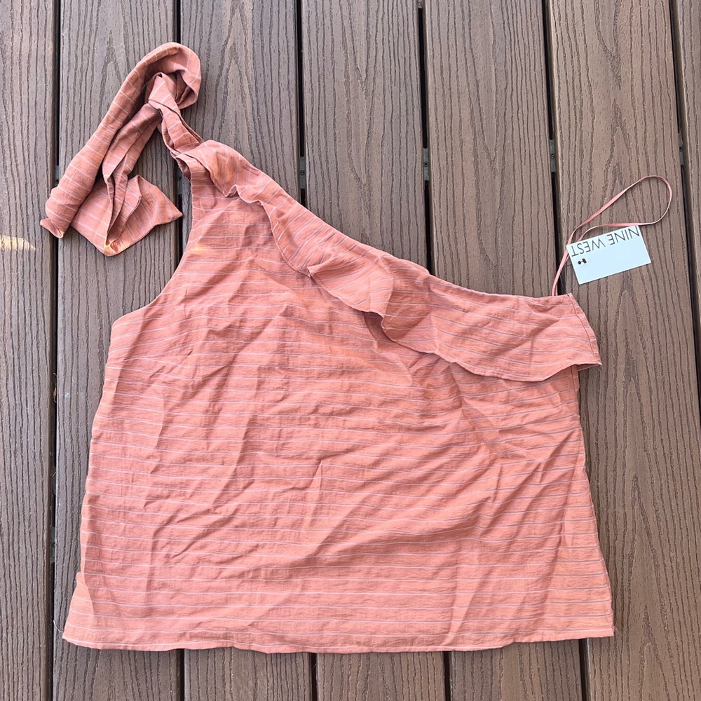 NWT - Nine West 1 shoulder crop top - size L